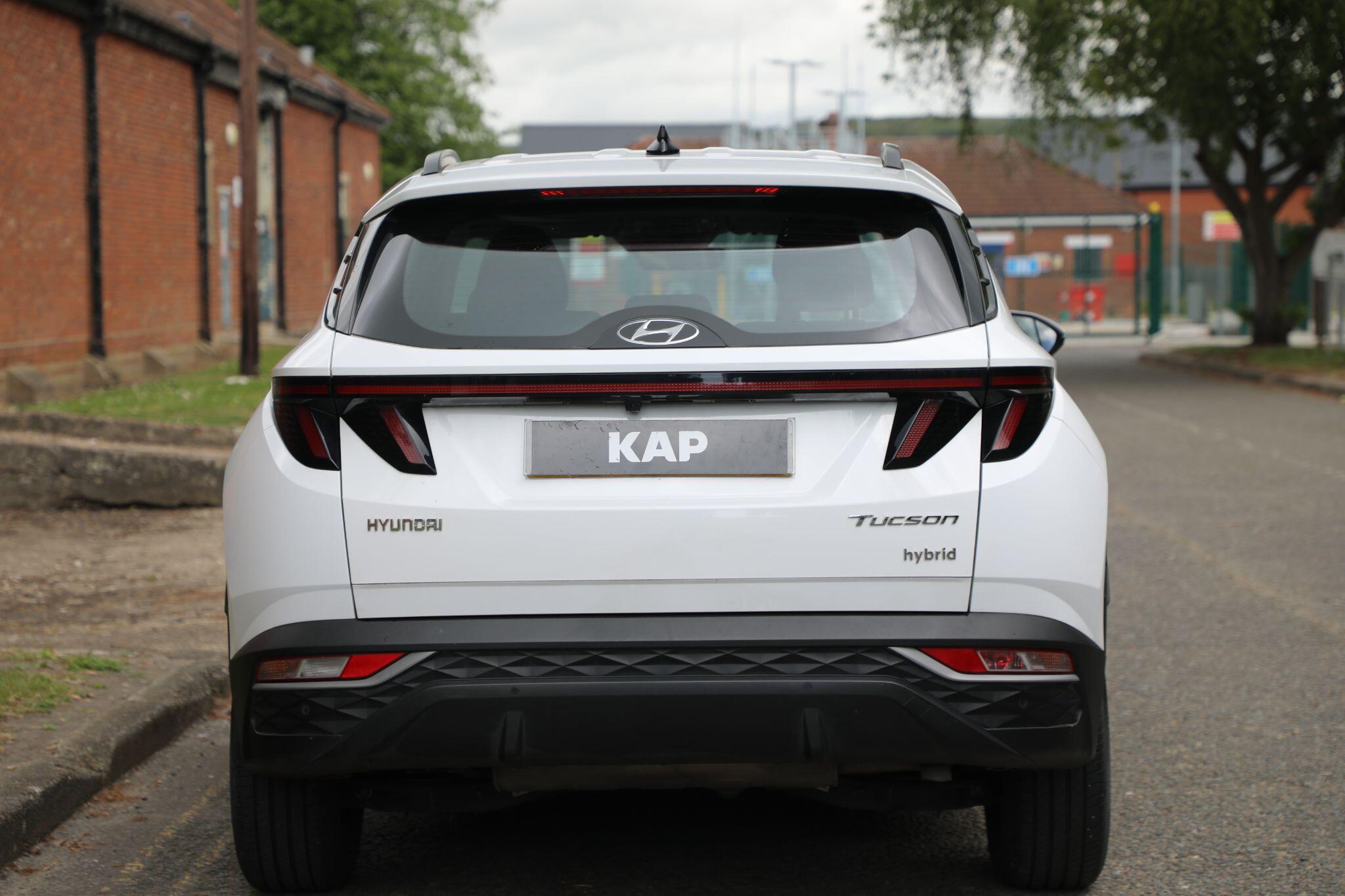 Large vehicle image